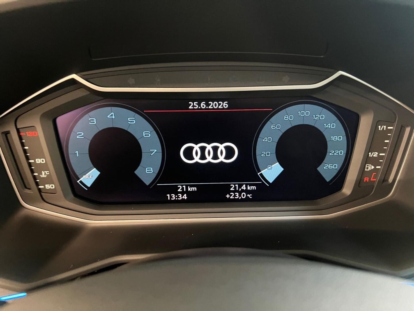 Bild über Audi A1 Sportback S line 35 TFSI S tronic - für weitere Informationen kontaktieren Sie den Audi Partner