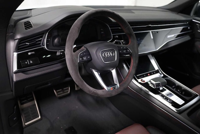 2026 Audi RS Q8 SUV performance
