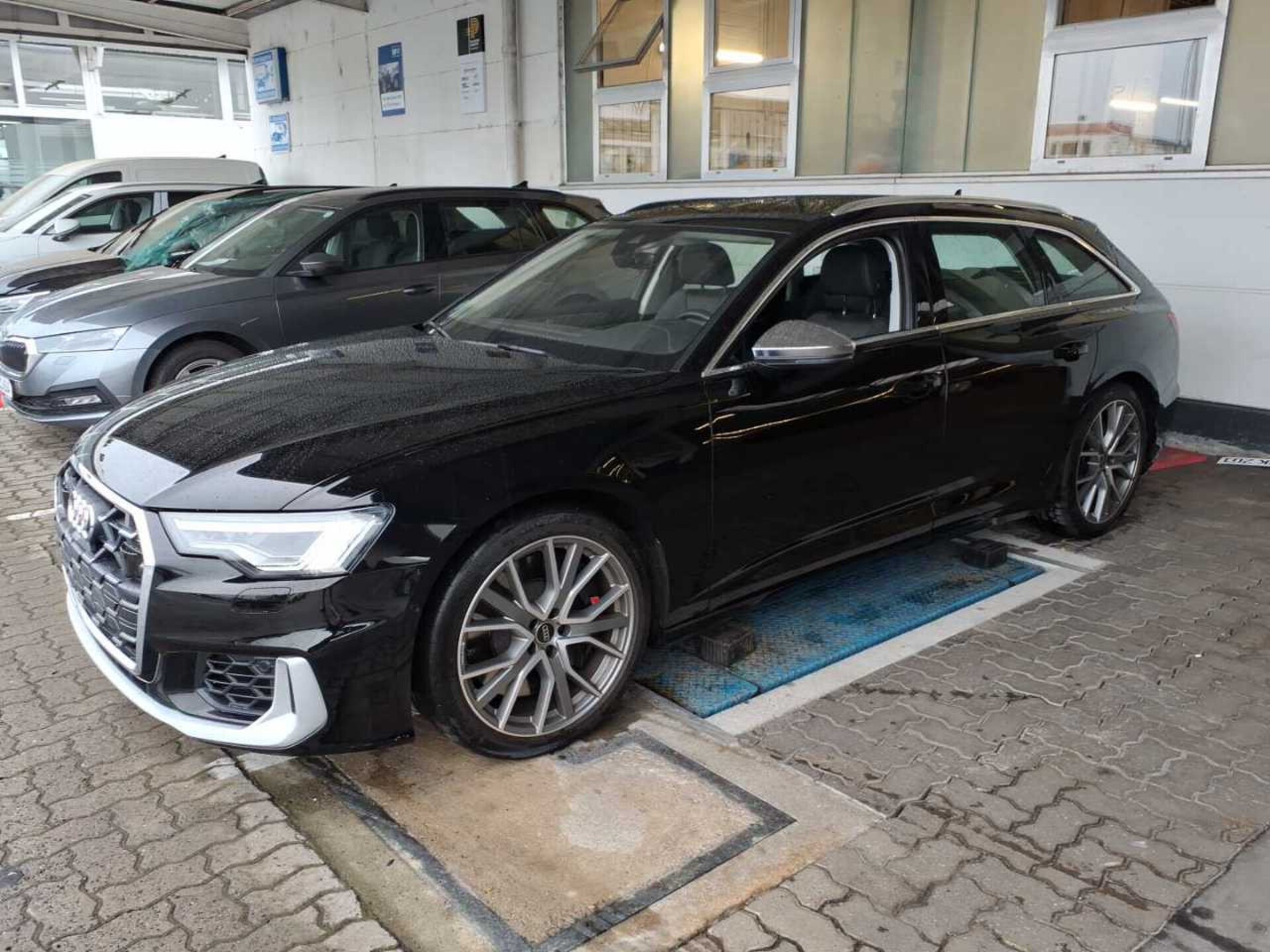Audi S6 Avant