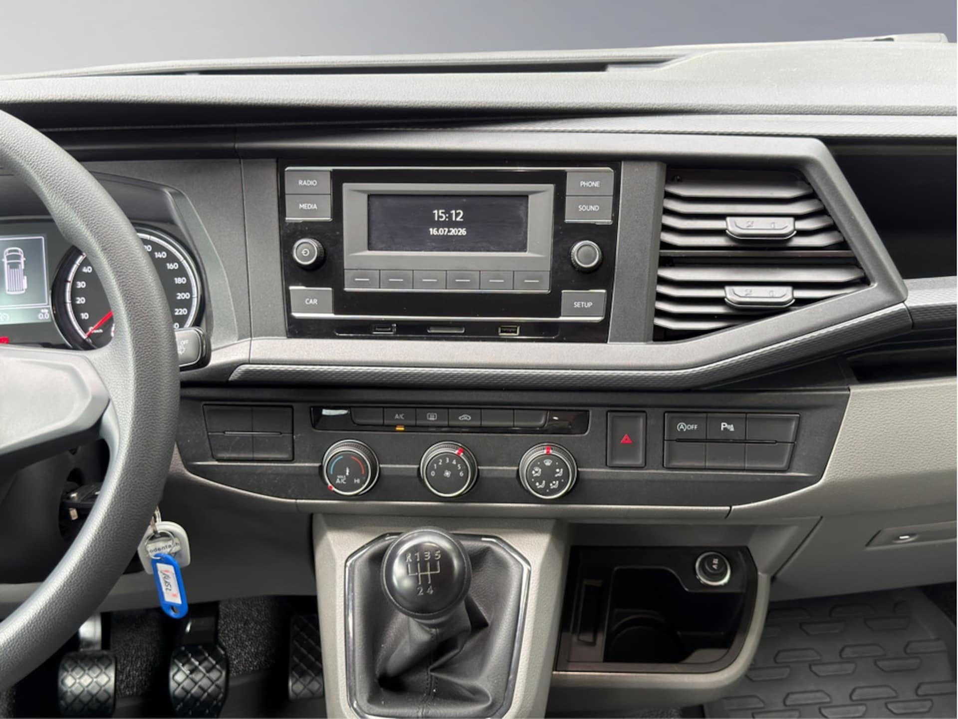 Volkswagen T6.1 Transporter Kombi kurzer Radstand