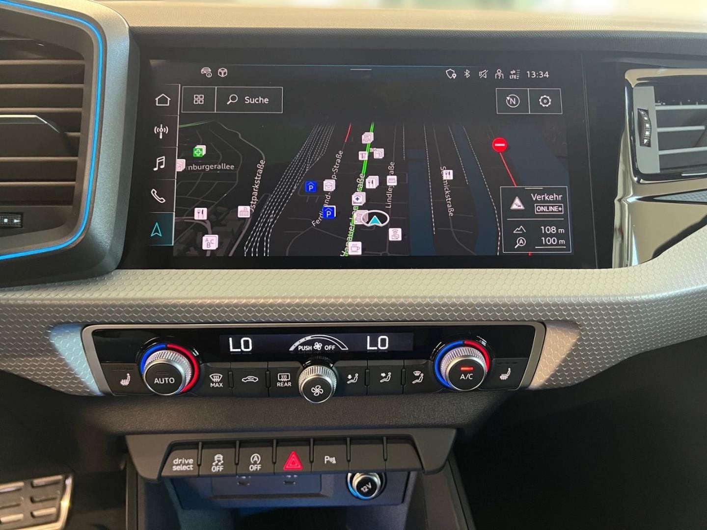 Bild über Audi A1 Sportback S line 35 TFSI S tronic - für weitere Informationen kontaktieren Sie den Audi Partner