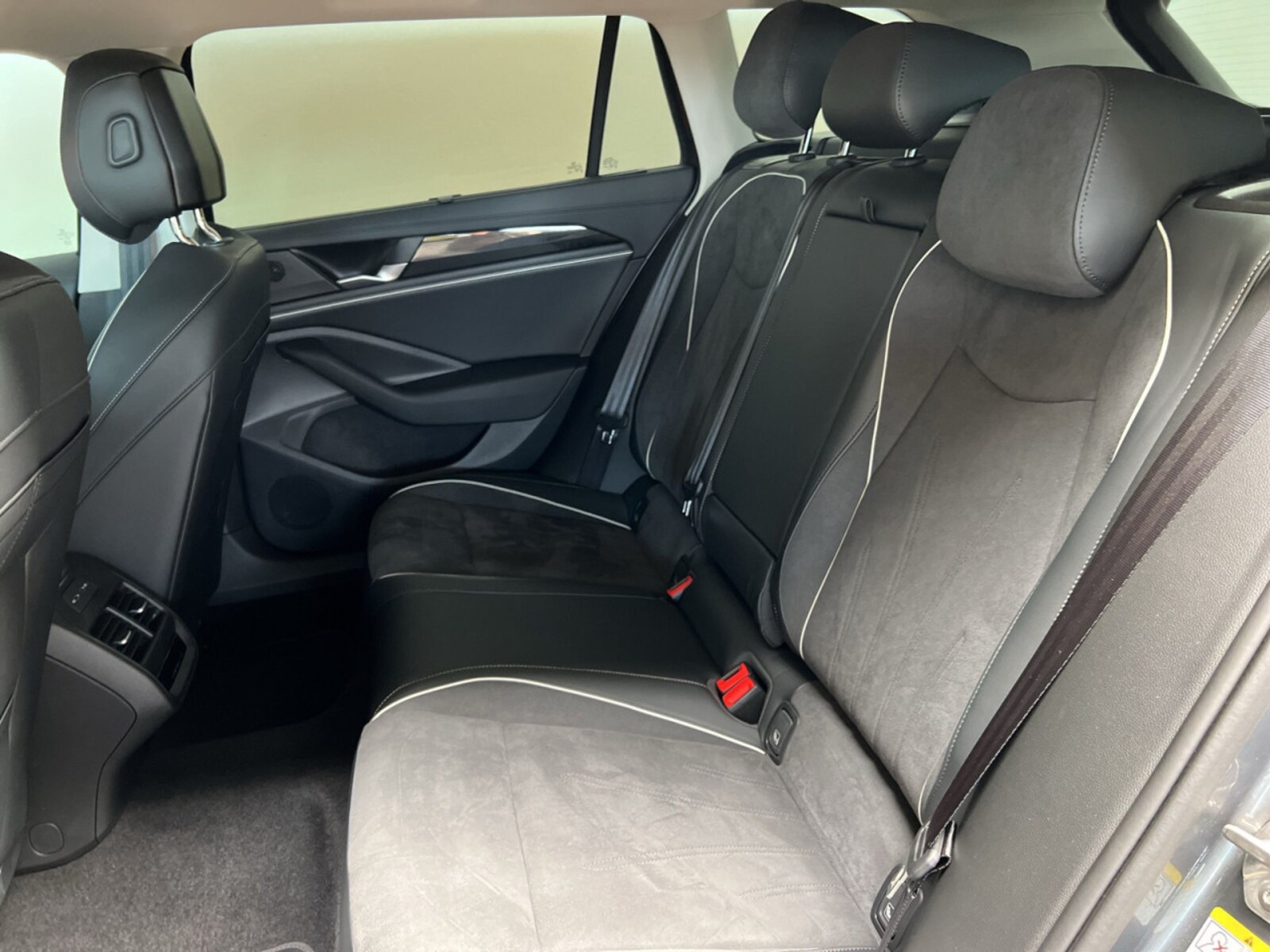 Volkswagen Passat – Bild 7