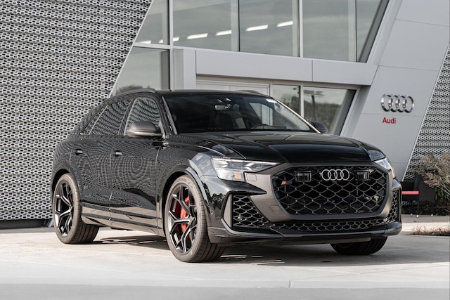 2026 Audi RS Q8 SUV performance