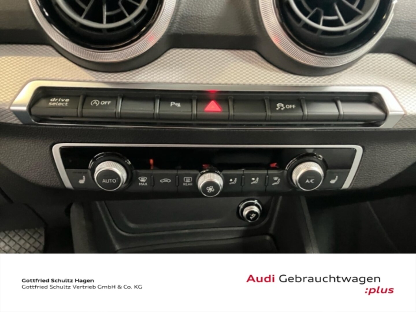 Bild über Audi Q2 S line 35 TFSI S tronic - für weitere Informationen kontaktieren Sie den Audi Partner
