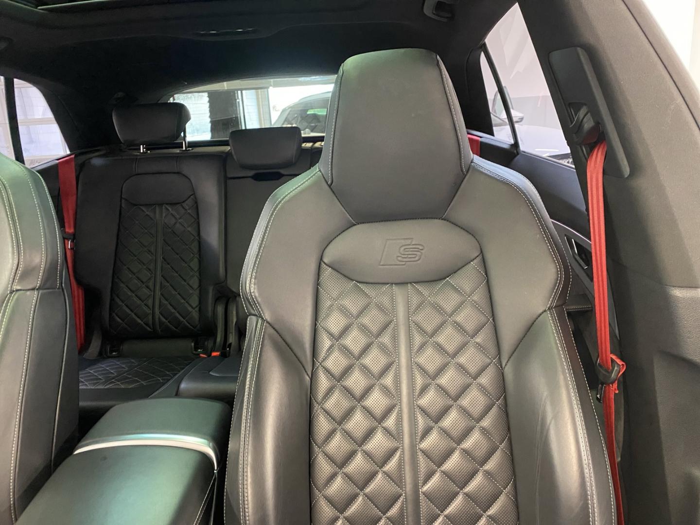Image about Audi SQ8 TFSI quattro tiptronic