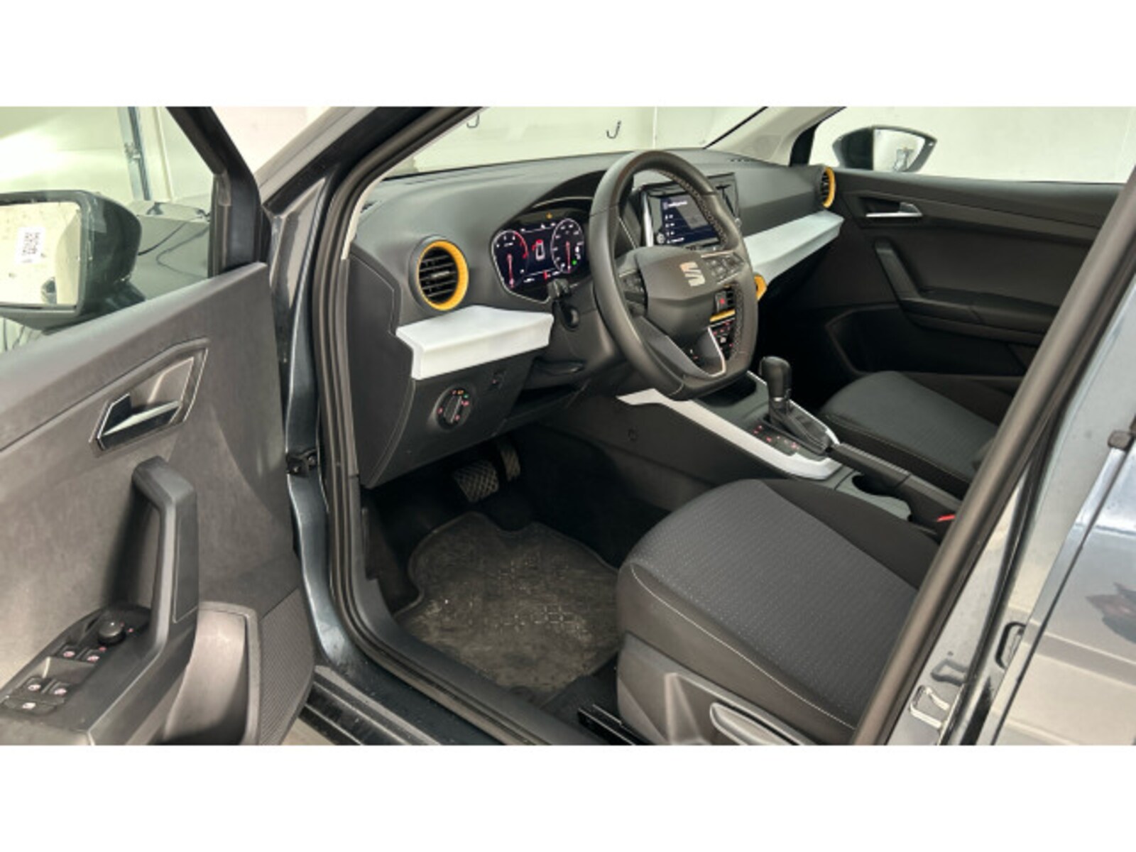 SEAT Arona – Bild 7