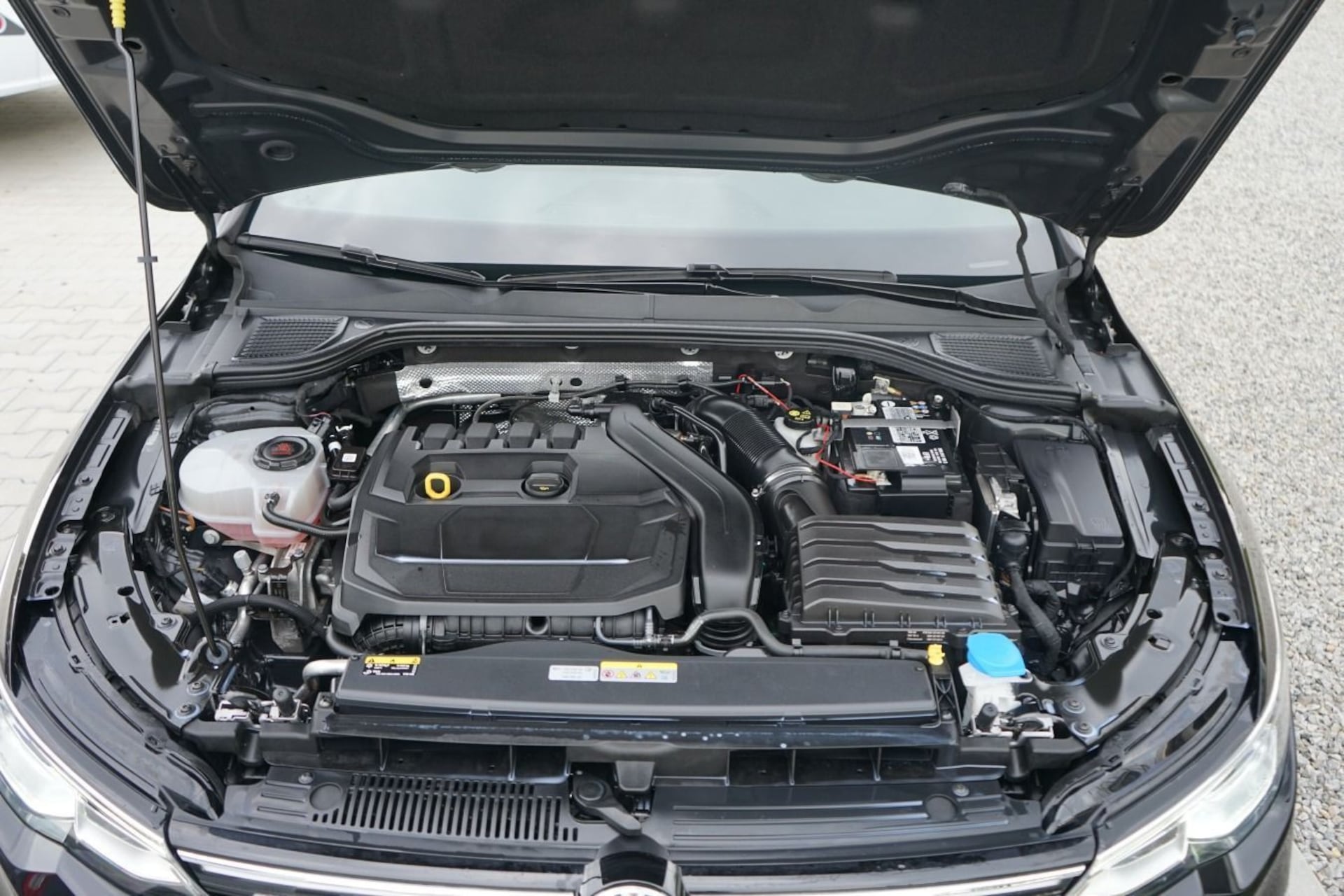 Volkswagen Golf R-Line