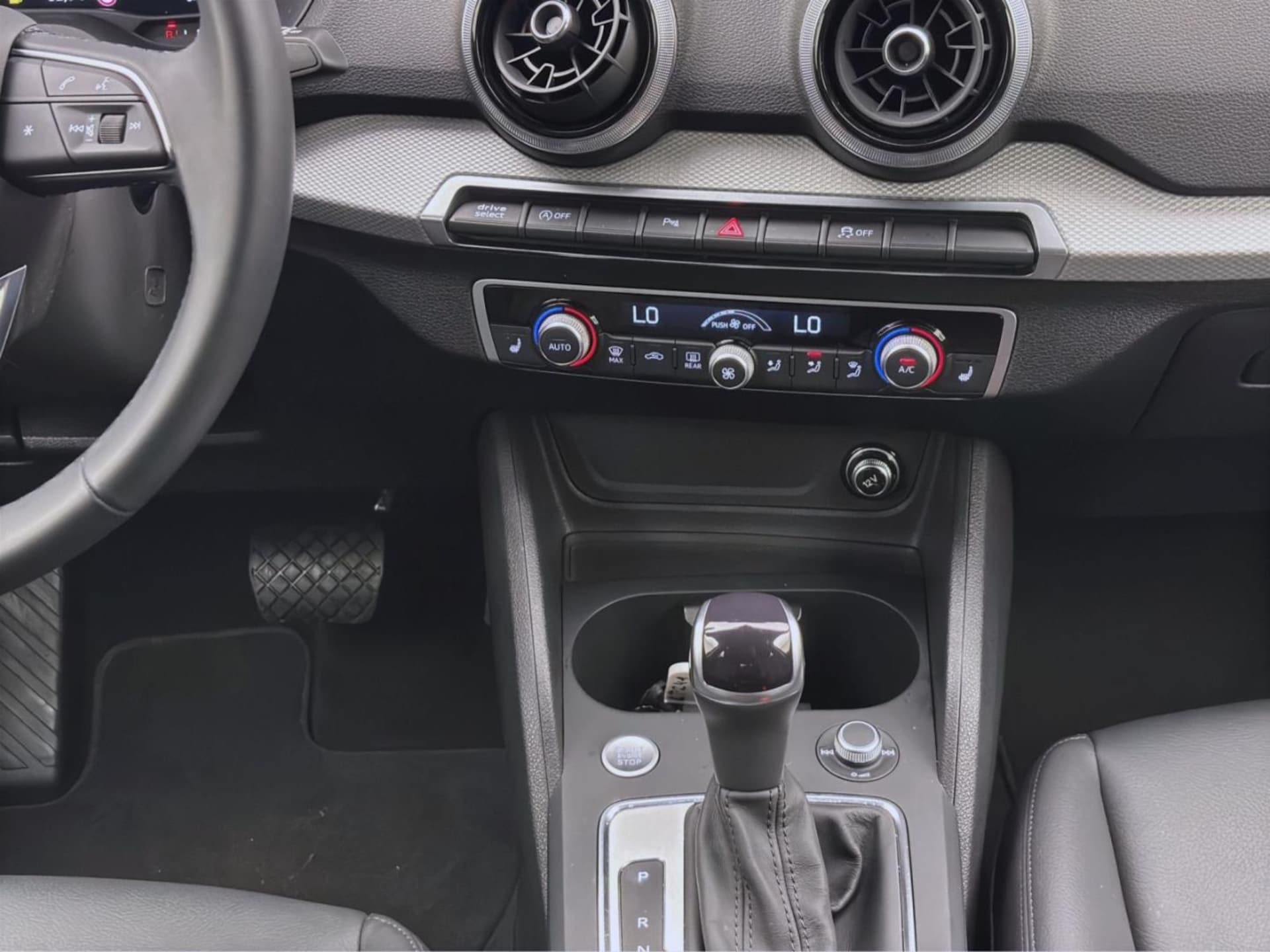 Audi Q2 S line