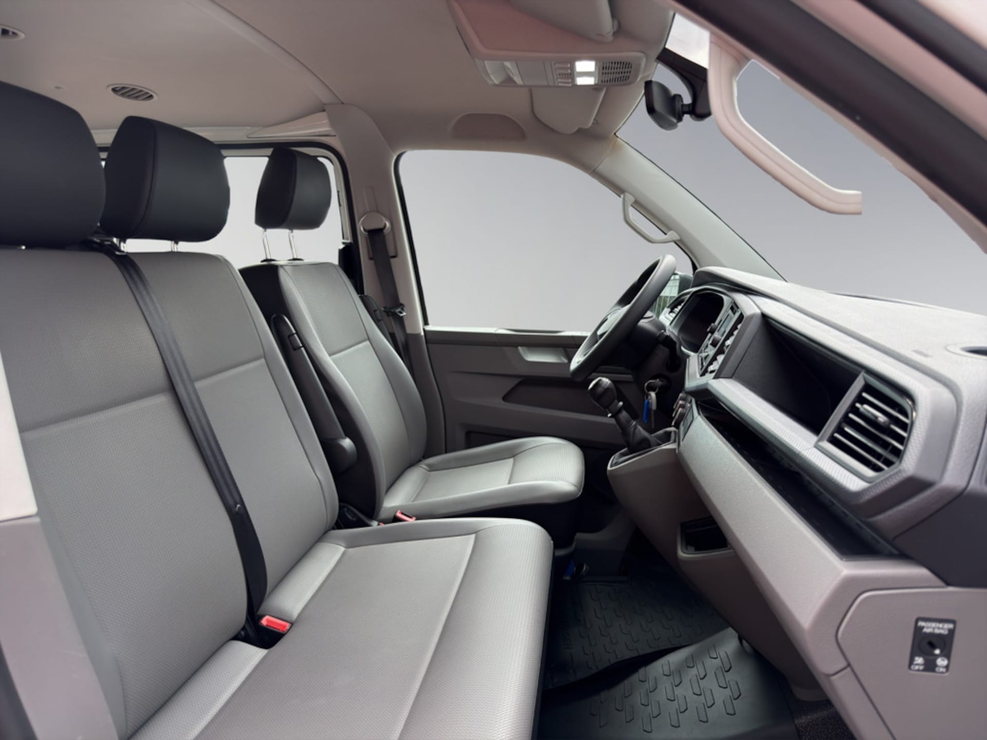 Volkswagen T6.1 Transporter Kombi kurzer Radstand