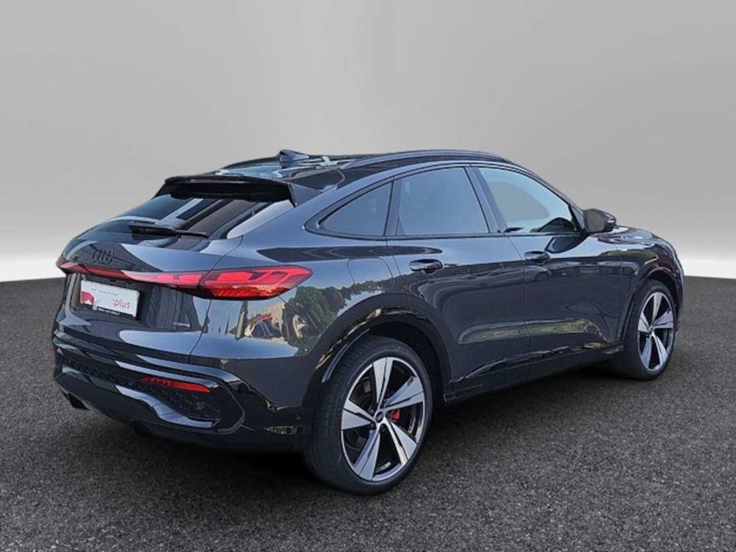 Bild über Audi Q5 Sportback TDI quattro 150 kW S tronic - für weitere Informationen kontaktieren Sie den Audi Partner