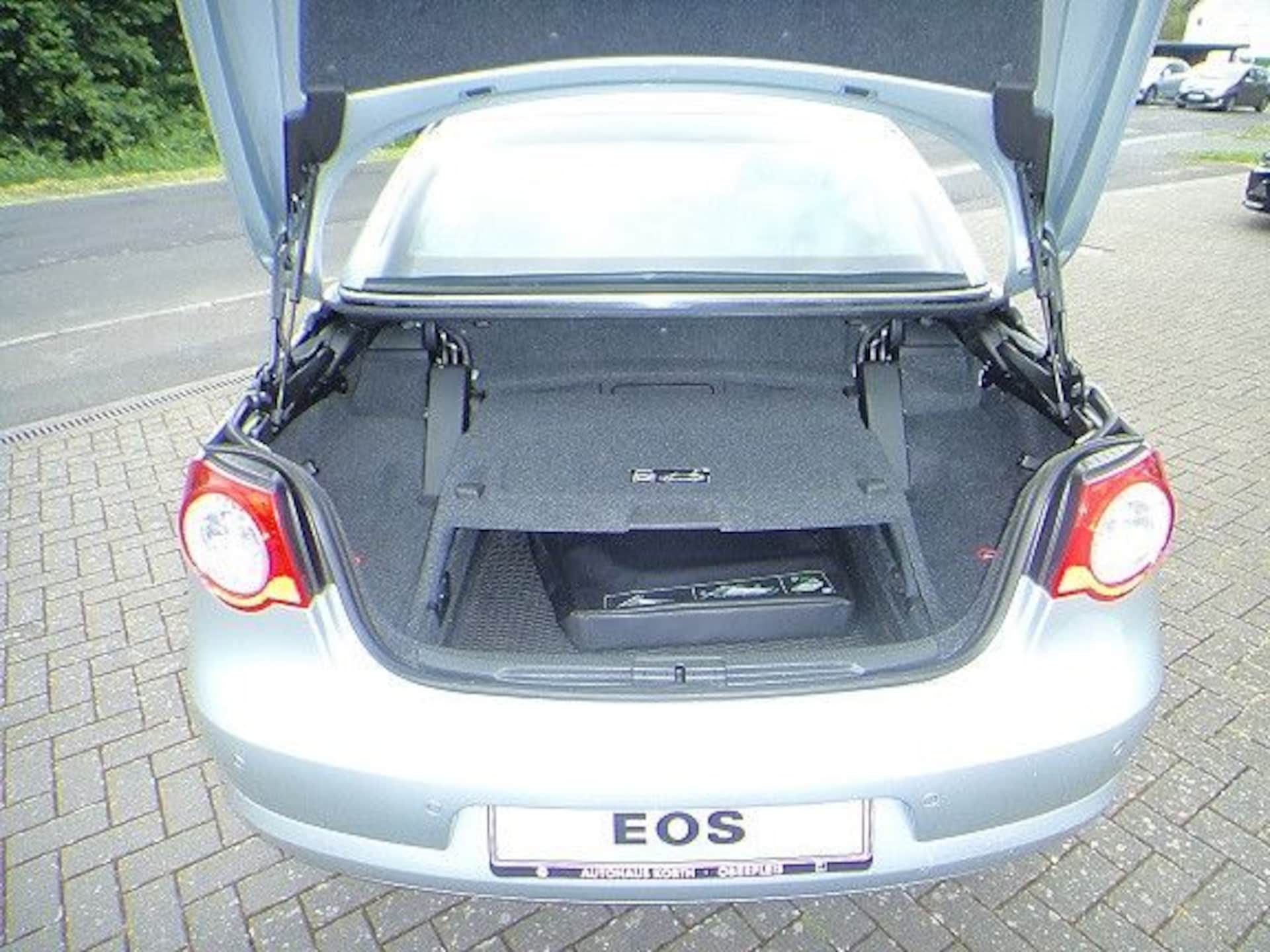 Volkswagen Eos