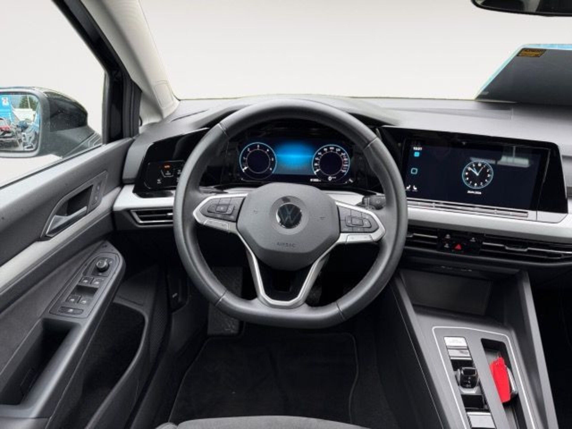 Volkswagen Golf Variant Life