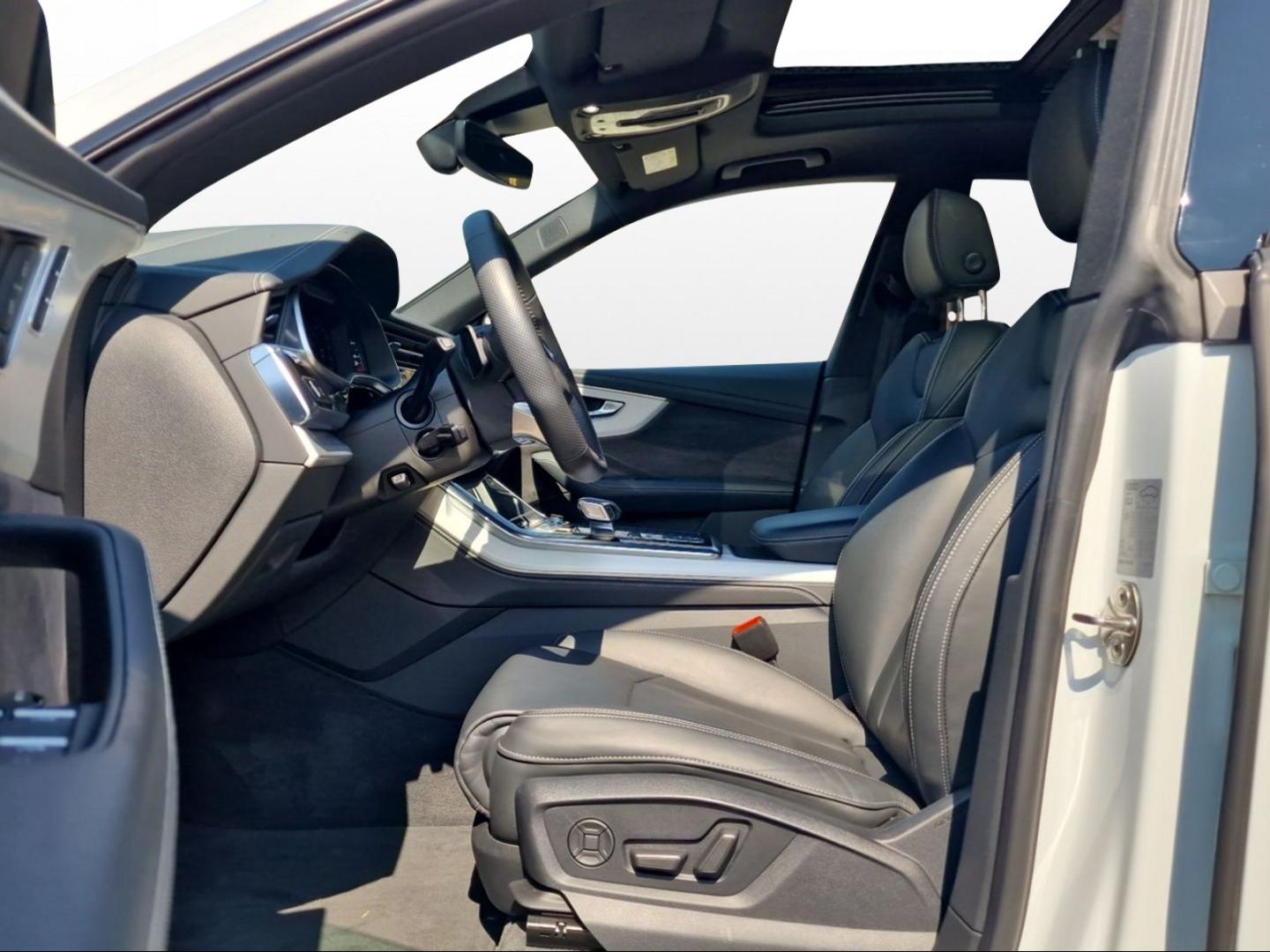 Image about Audi Q8 55 TFSI quattro 250 kW (340 PS) tiptronic