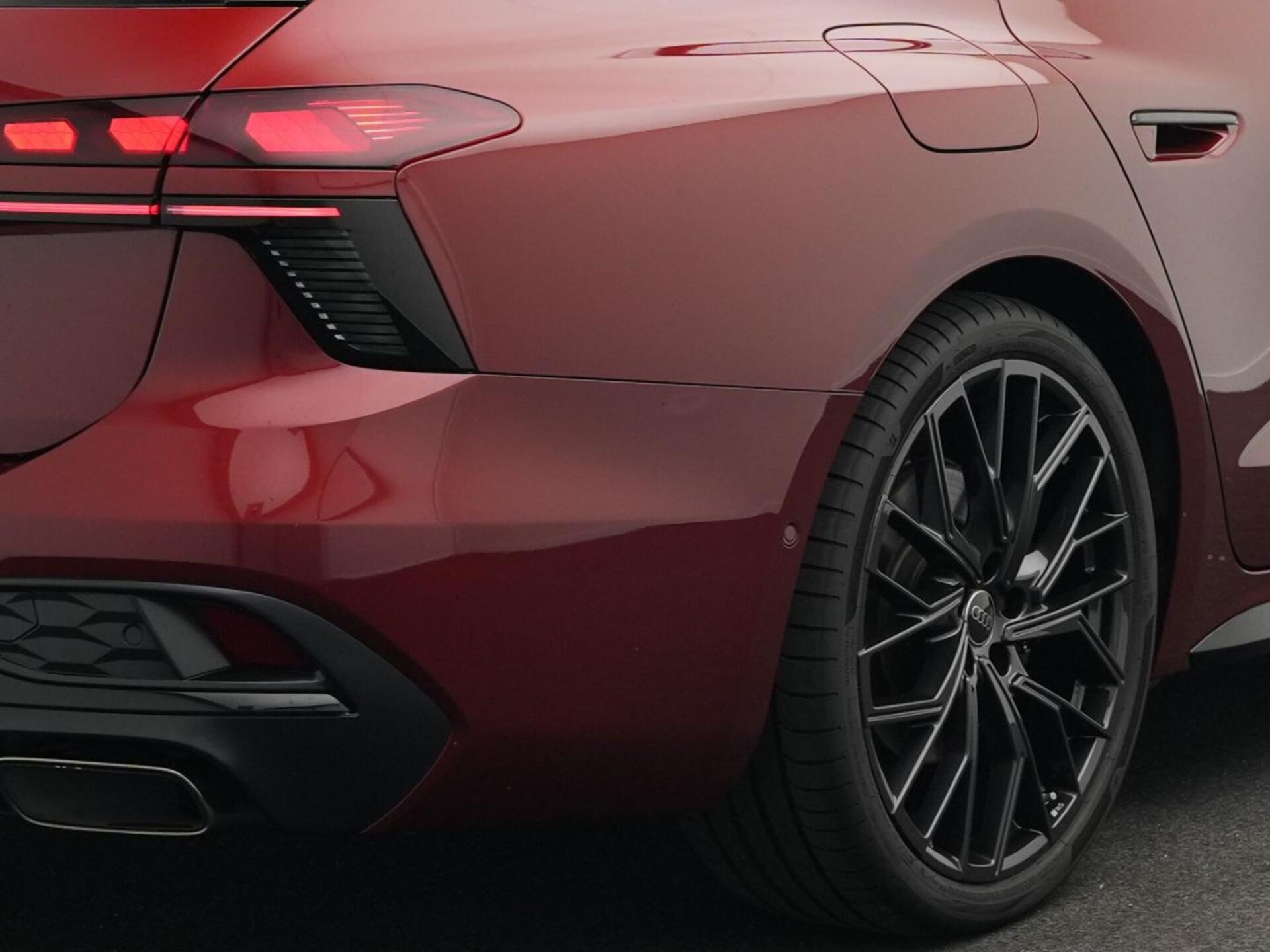 Audi A6 Avant edition one
