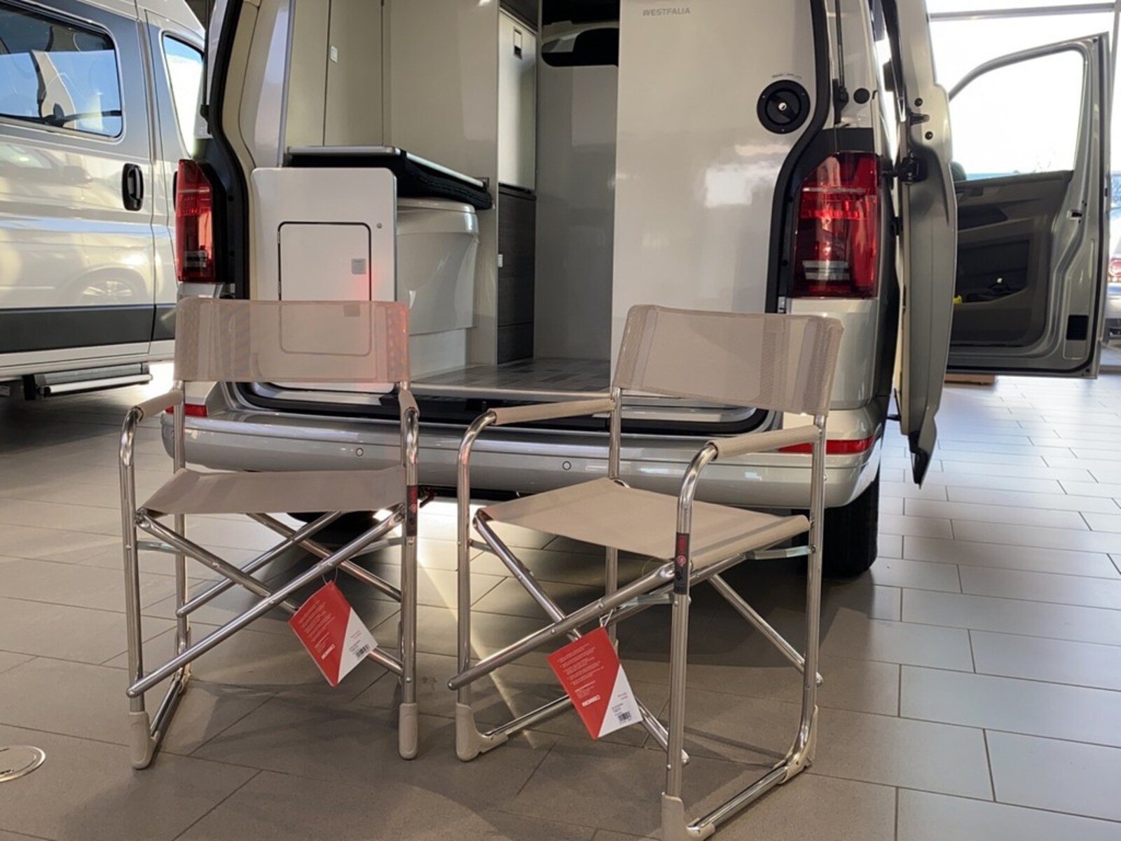 Volkswagen T6.1 Transporter Kasten kurzer Radstand – Bild 23
