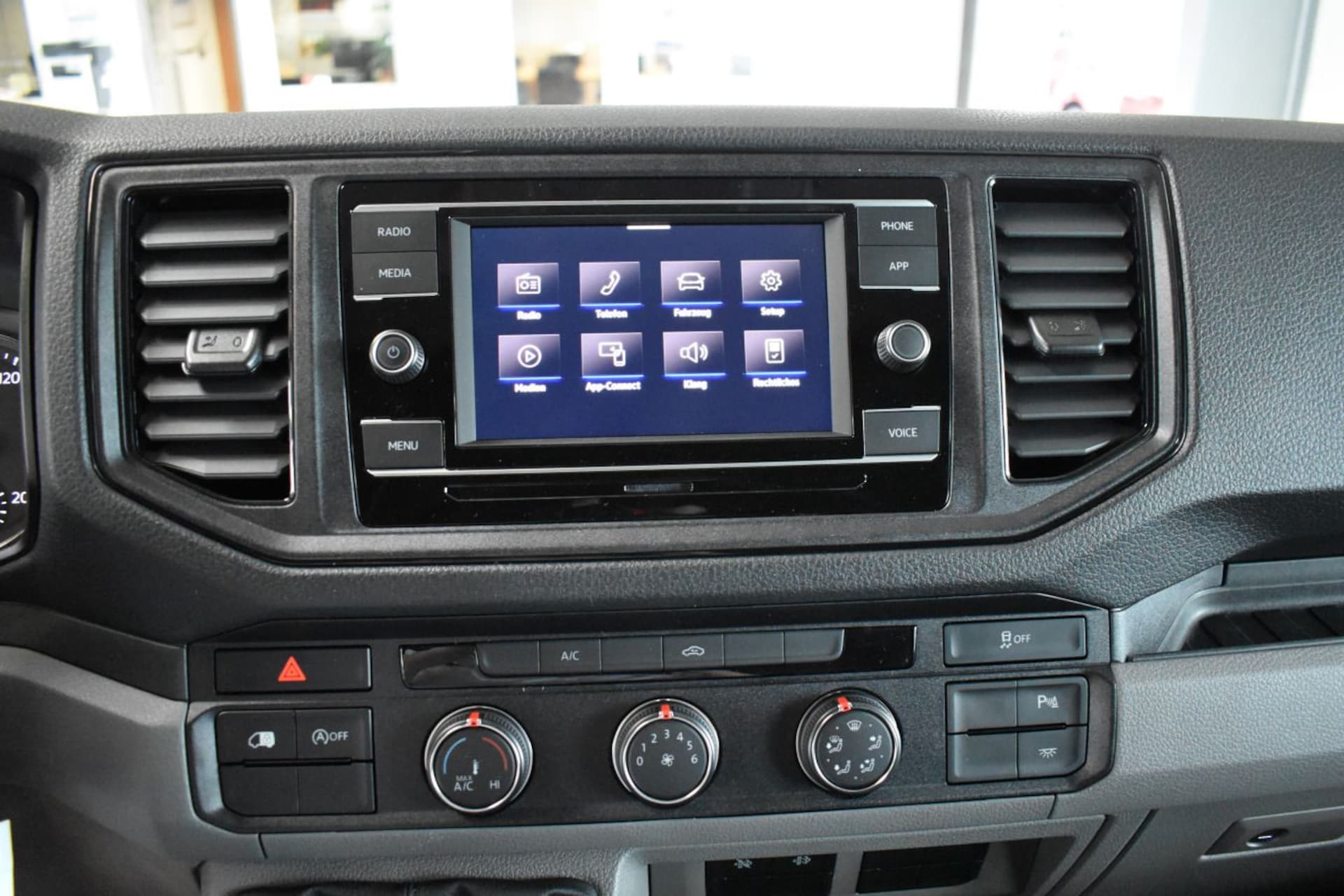 Volkswagen Crafter Kasten langer Radstand