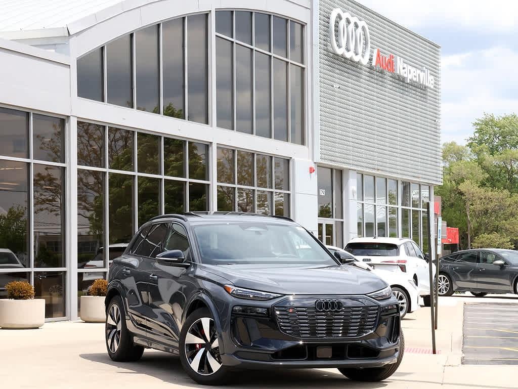 2027 Audi SQ6 e-tron Prestige quattro's photo