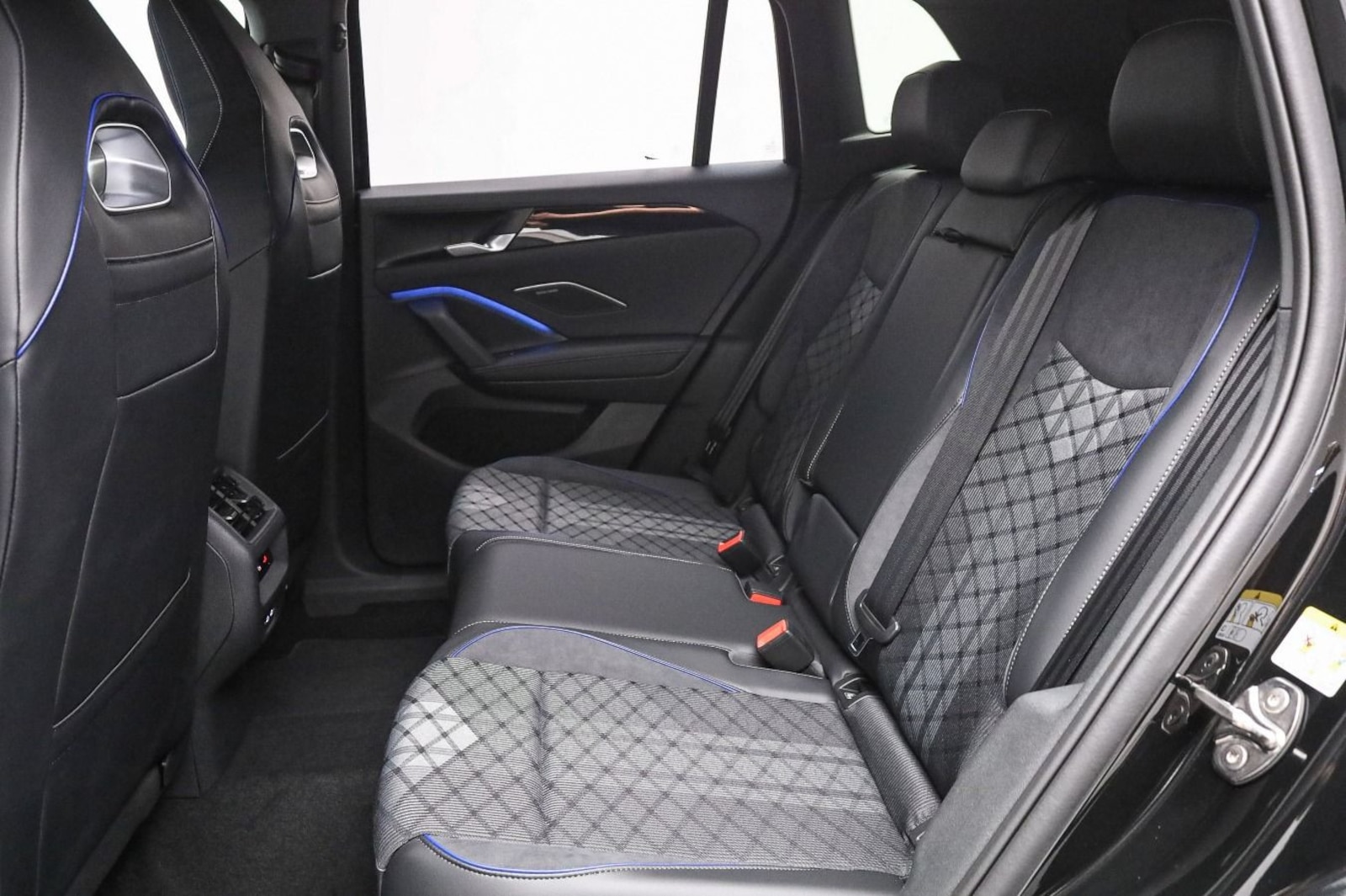 Volkswagen Tiguan – Bild 9