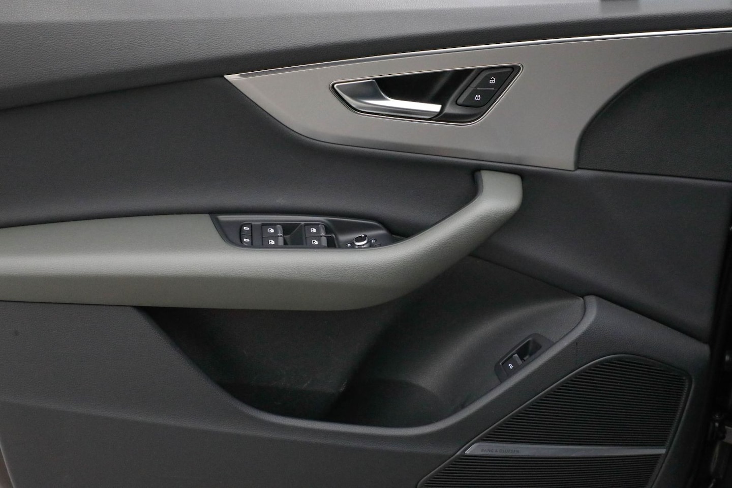 Bild über Audi Q7 SUV 45 TDI quattro tiptronic - für weitere Informationen kontaktieren Sie den Audi Partner