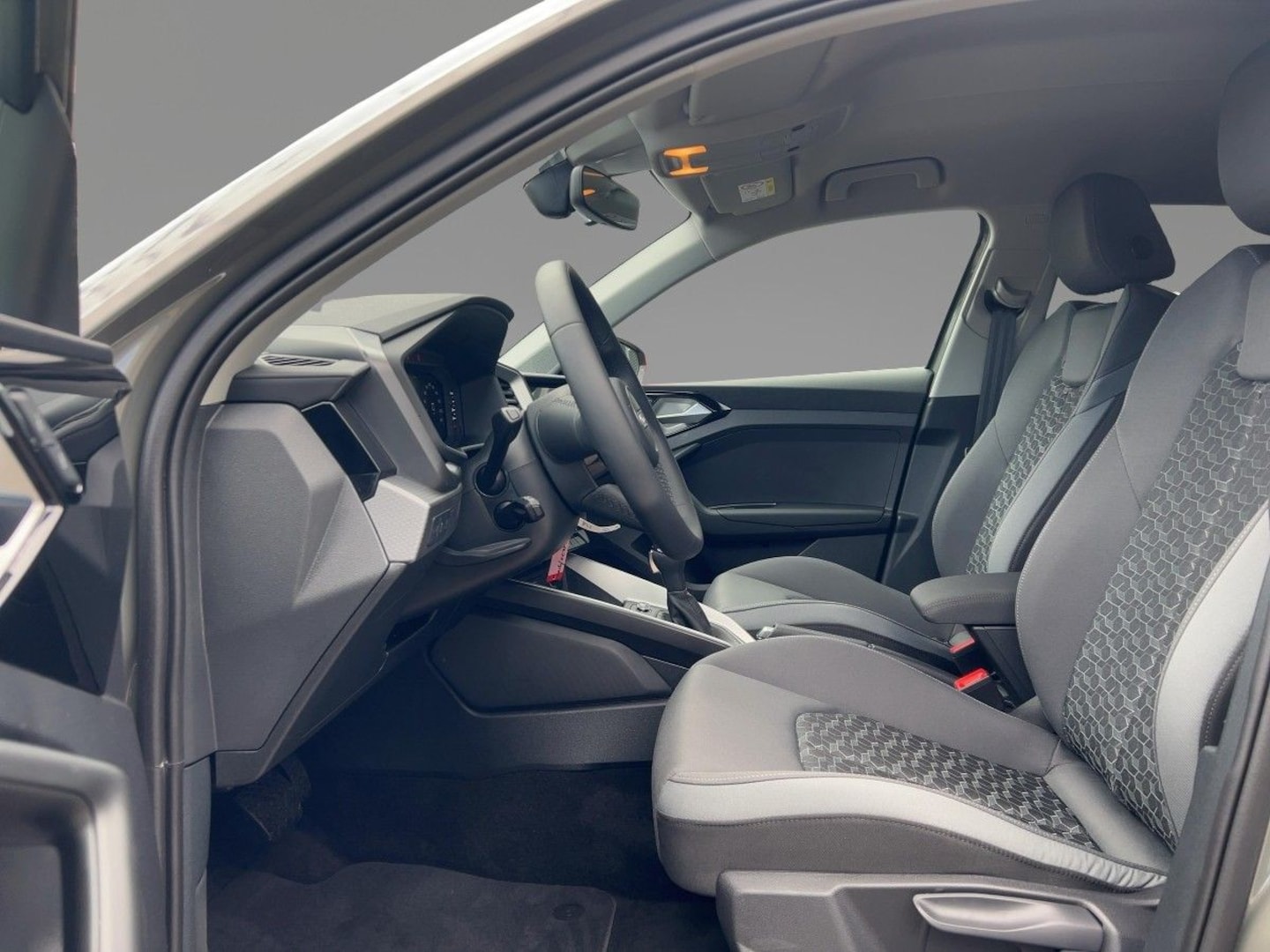 Bild über Audi A1 Sportback S line 25 TFSI S tronic - für weitere Informationen kontaktieren Sie den Audi Partner