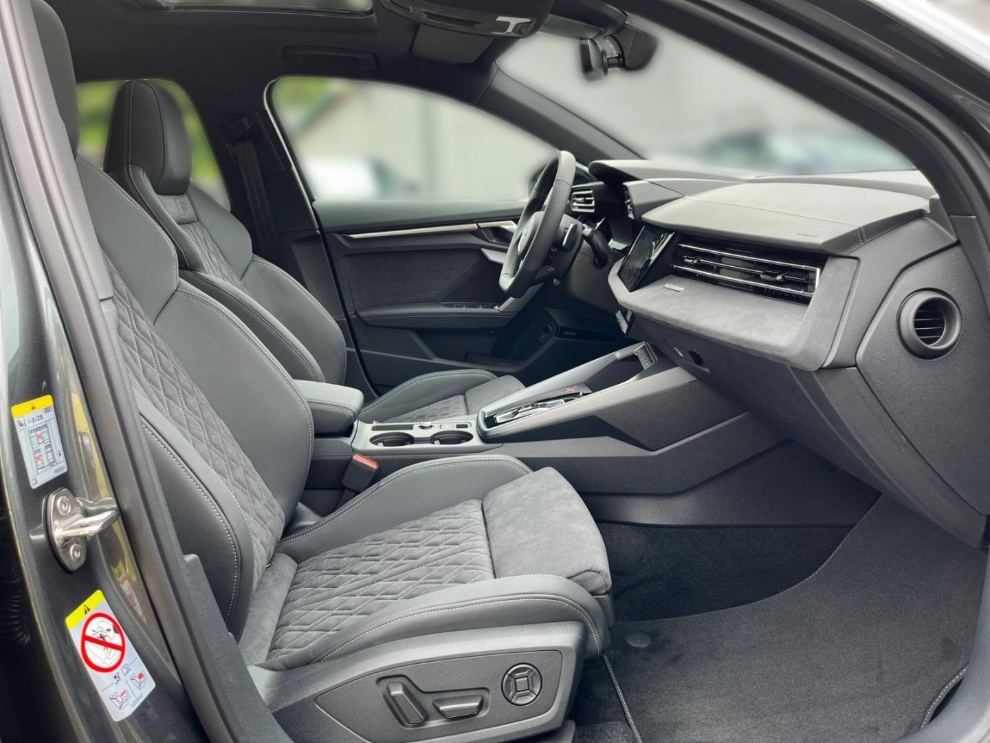 Image about Audi S3 Sportback TFSI quattro S tronic