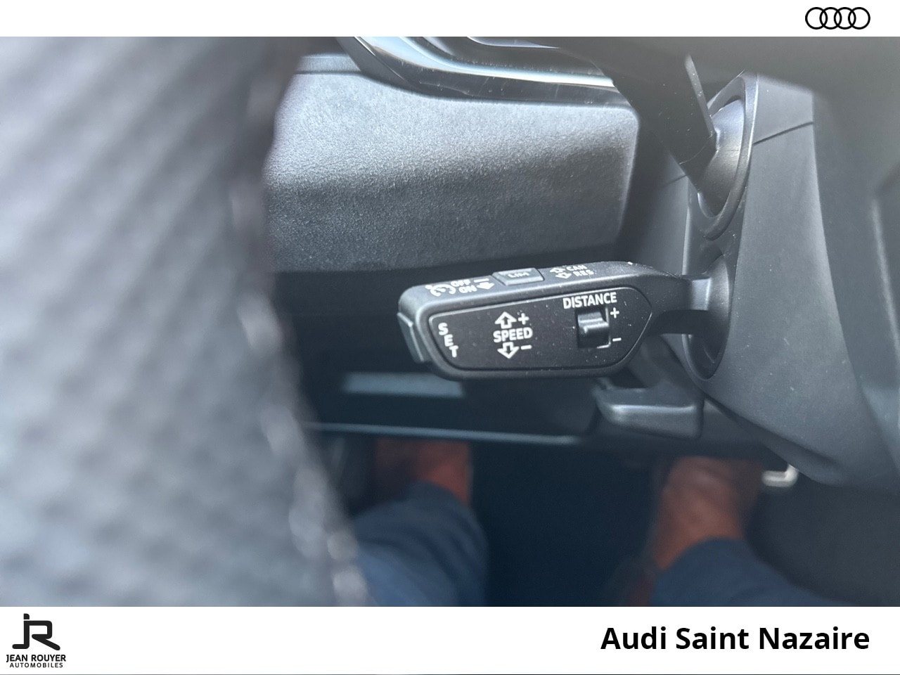 Image about Audi A6 Avant S line TDI Hybride 204 ch S tronic