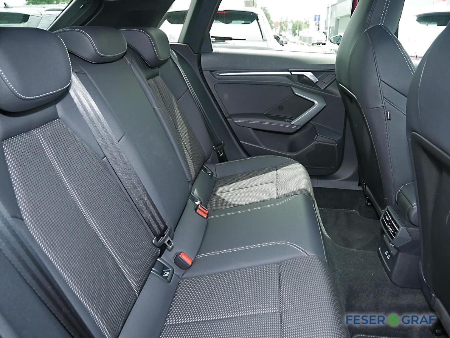 Bild über Audi A3 Sportback S line 35 TFSI S tronic - für weitere Informationen kontaktieren Sie den Audi Partner