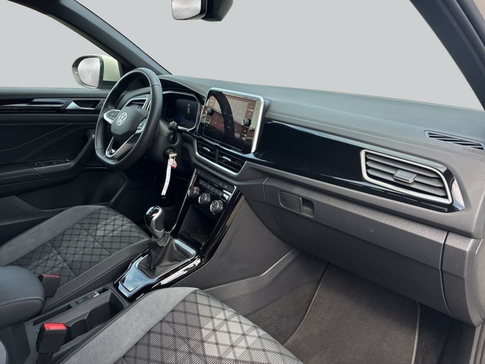 Volkswagen T-Roc – Bild 15