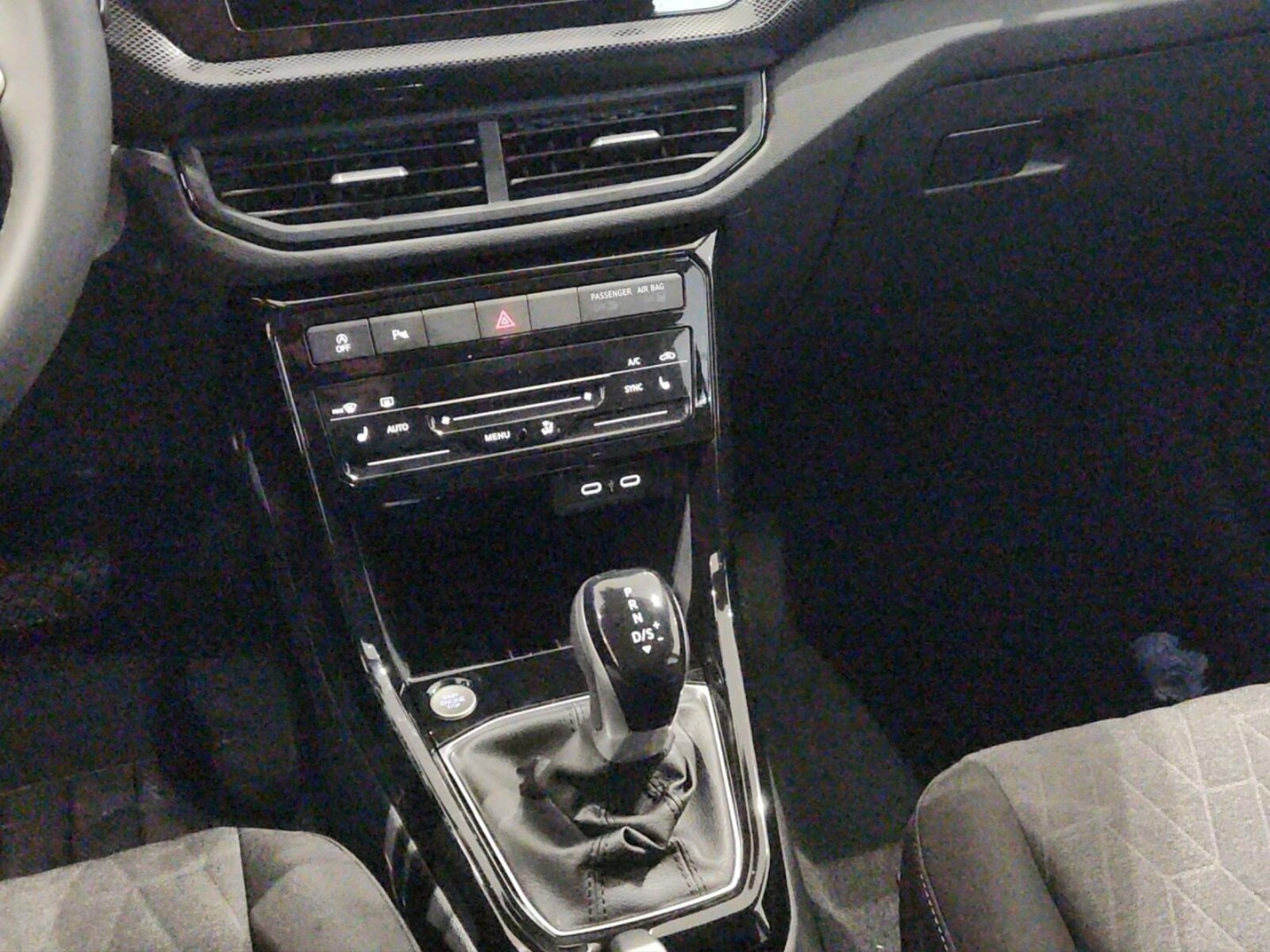 Volkswagen T-Cross – Bild 18