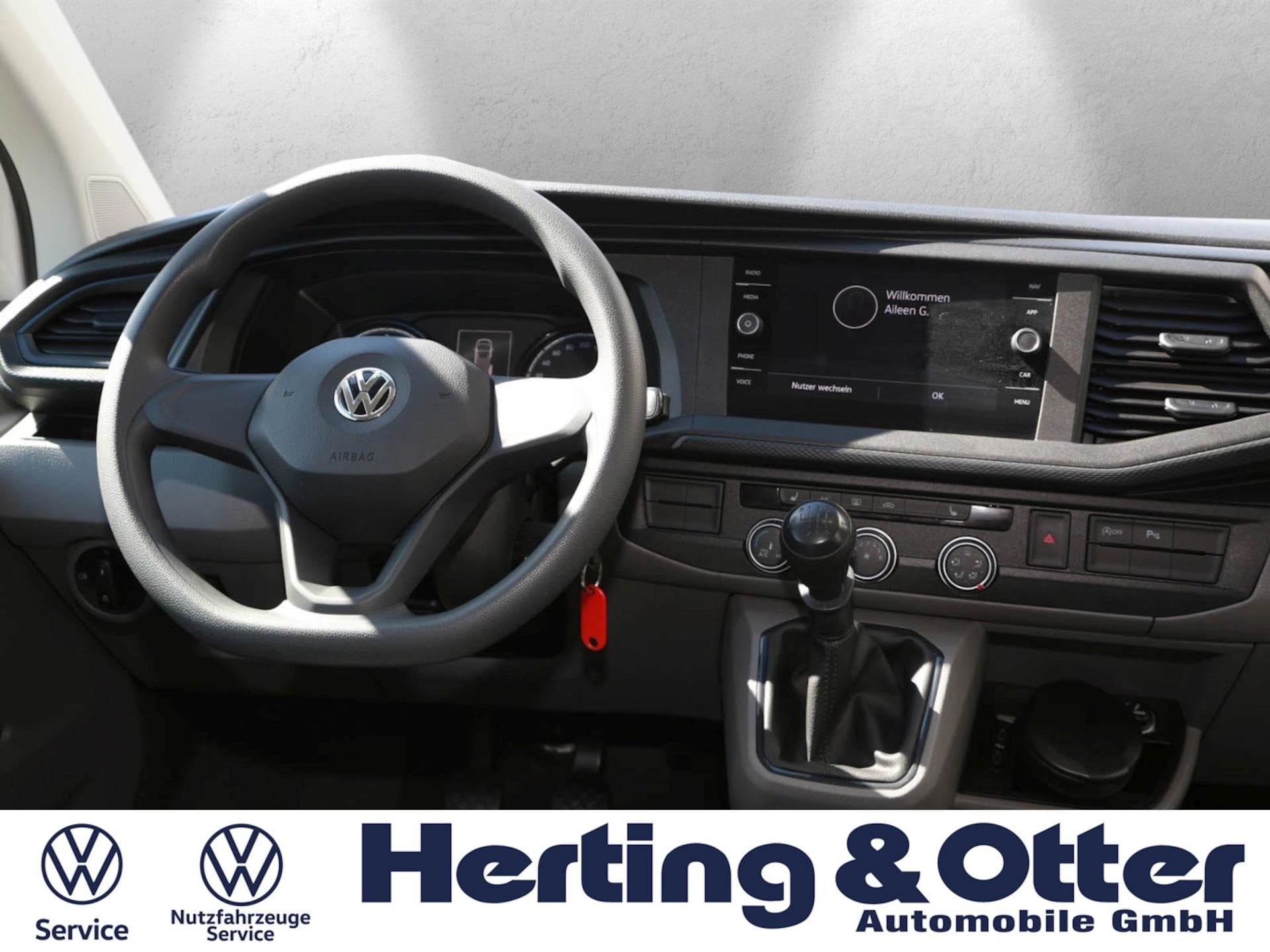 Volkswagen T6.1 Transporter Kombi langer Radstand