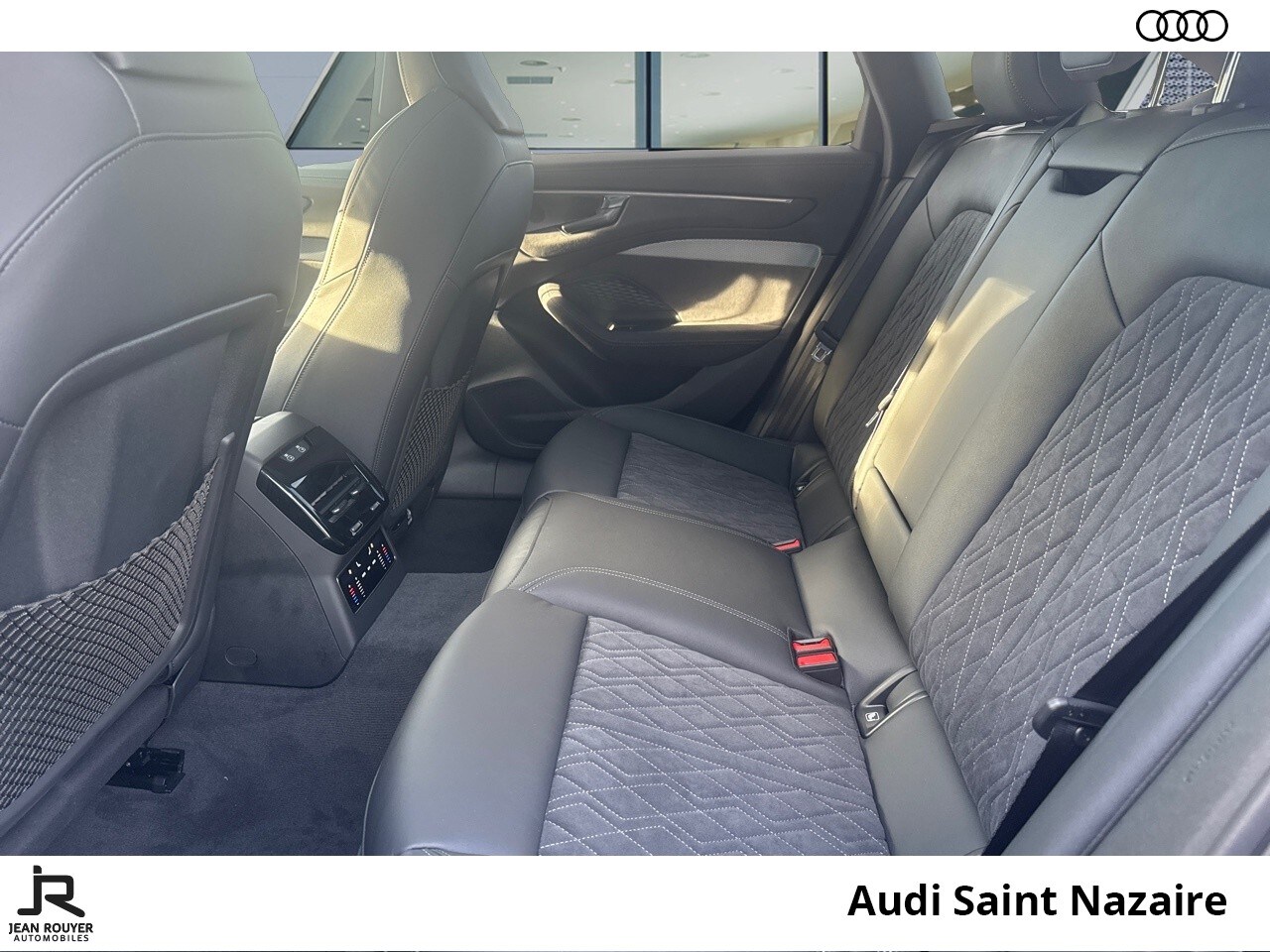 Image about Audi A6 Avant S line TDI Hybride 204 ch S tronic