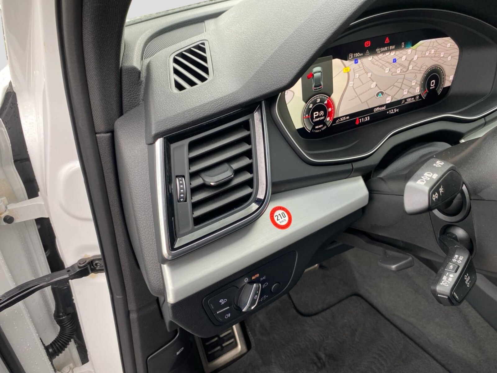 Audi SQ5 – Bild 12