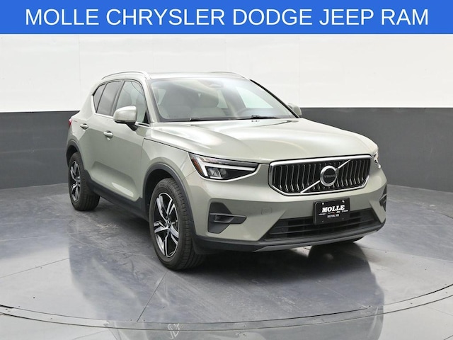 2023 Volvo XC40