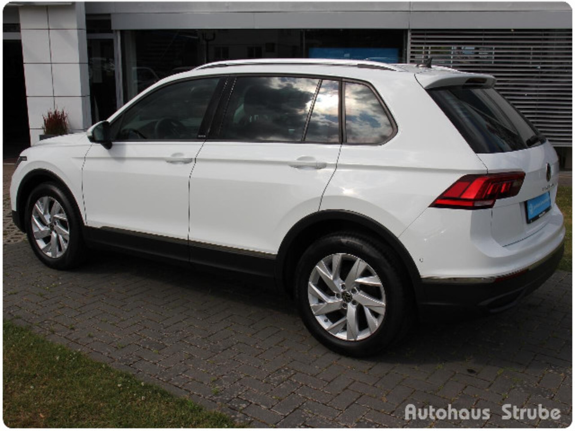 Volkswagen Tiguan Active