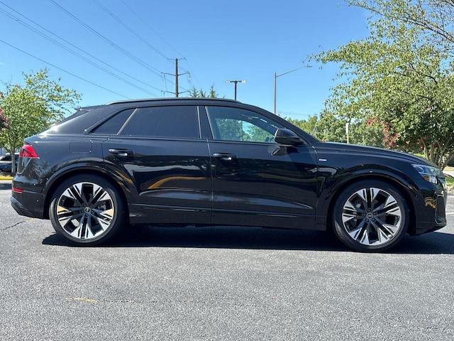 2026 Audi Q8