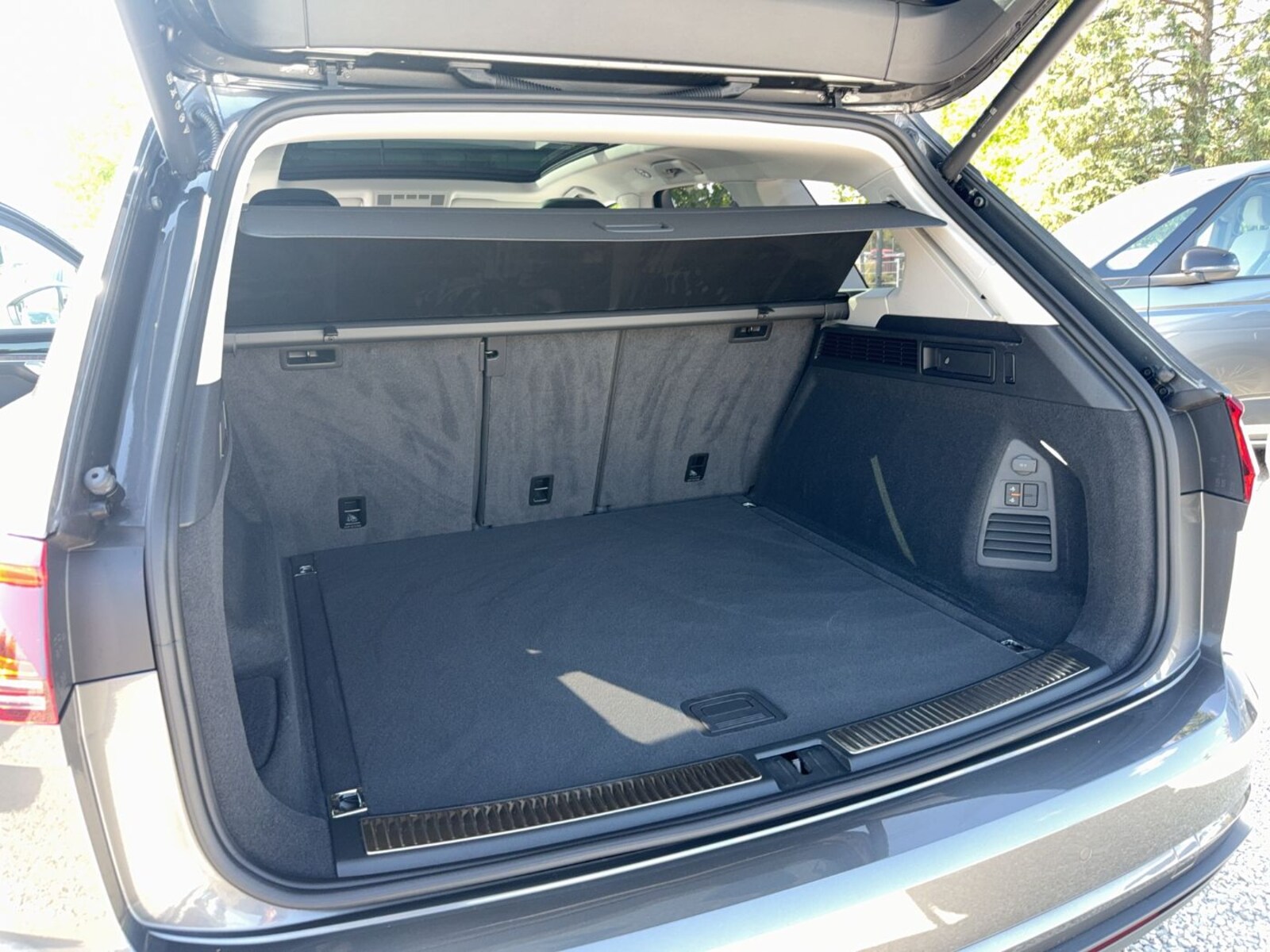 Volkswagen Touareg – Bild 17