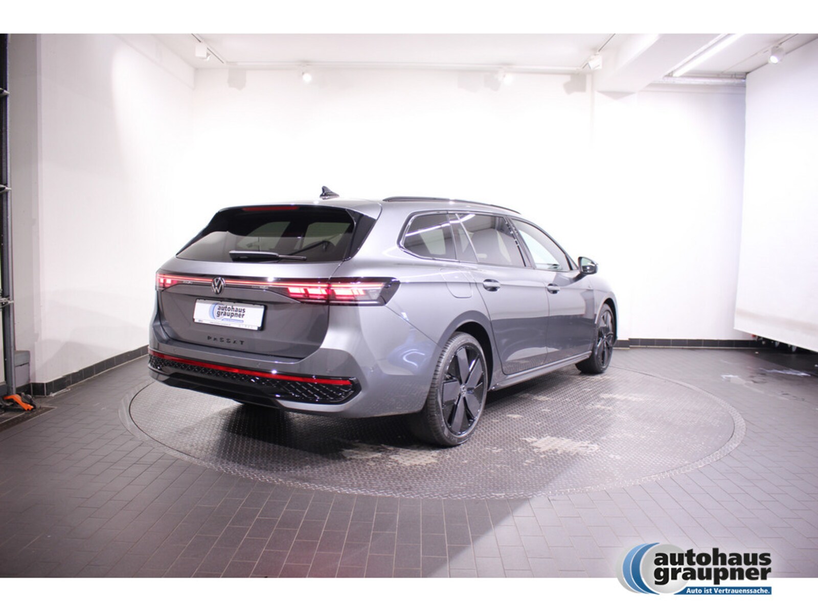 Volkswagen Passat – Bild 4