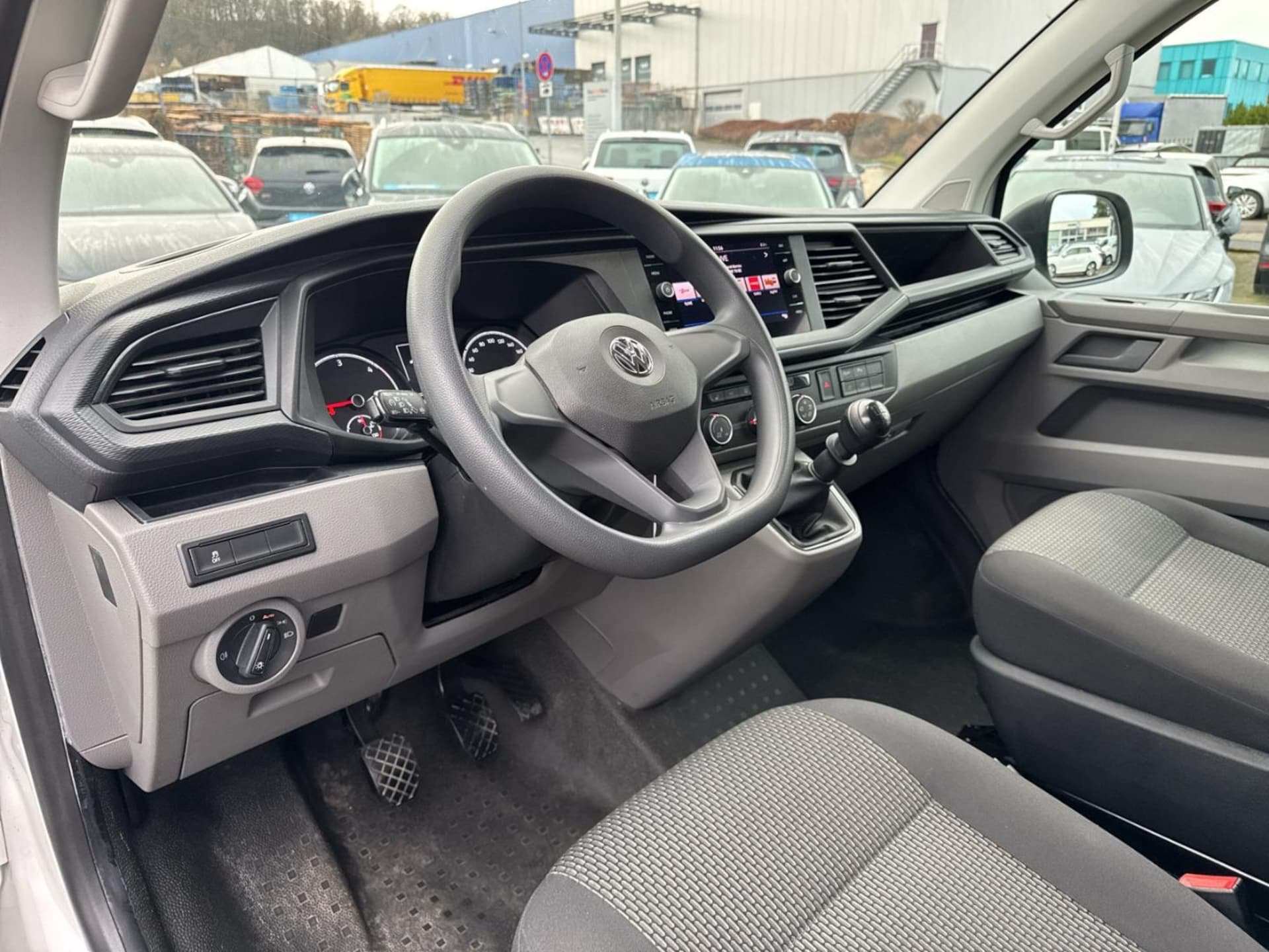 Volkswagen T6.1 Transporter Kasten kurzer Radstand