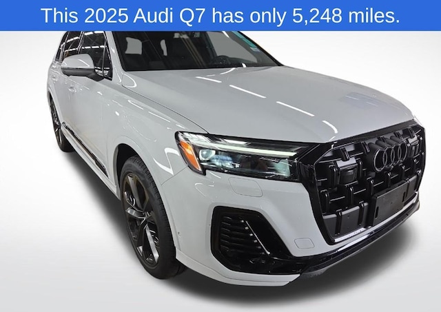 Photo of 2025 Audi Q7