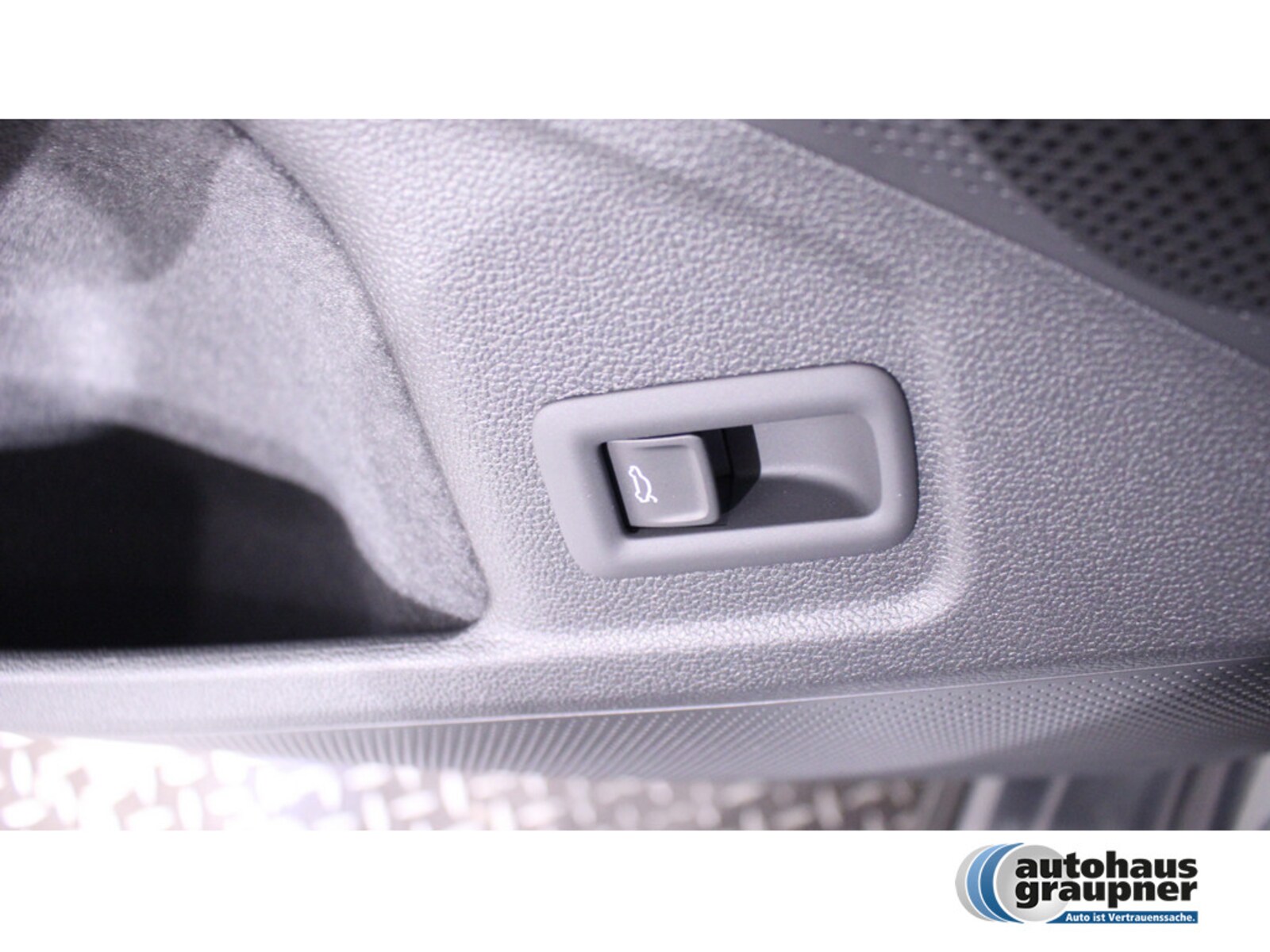 Volkswagen Passat – Bild 12