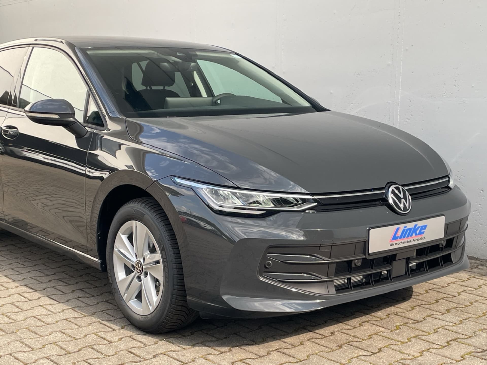 Volkswagen Golf Life