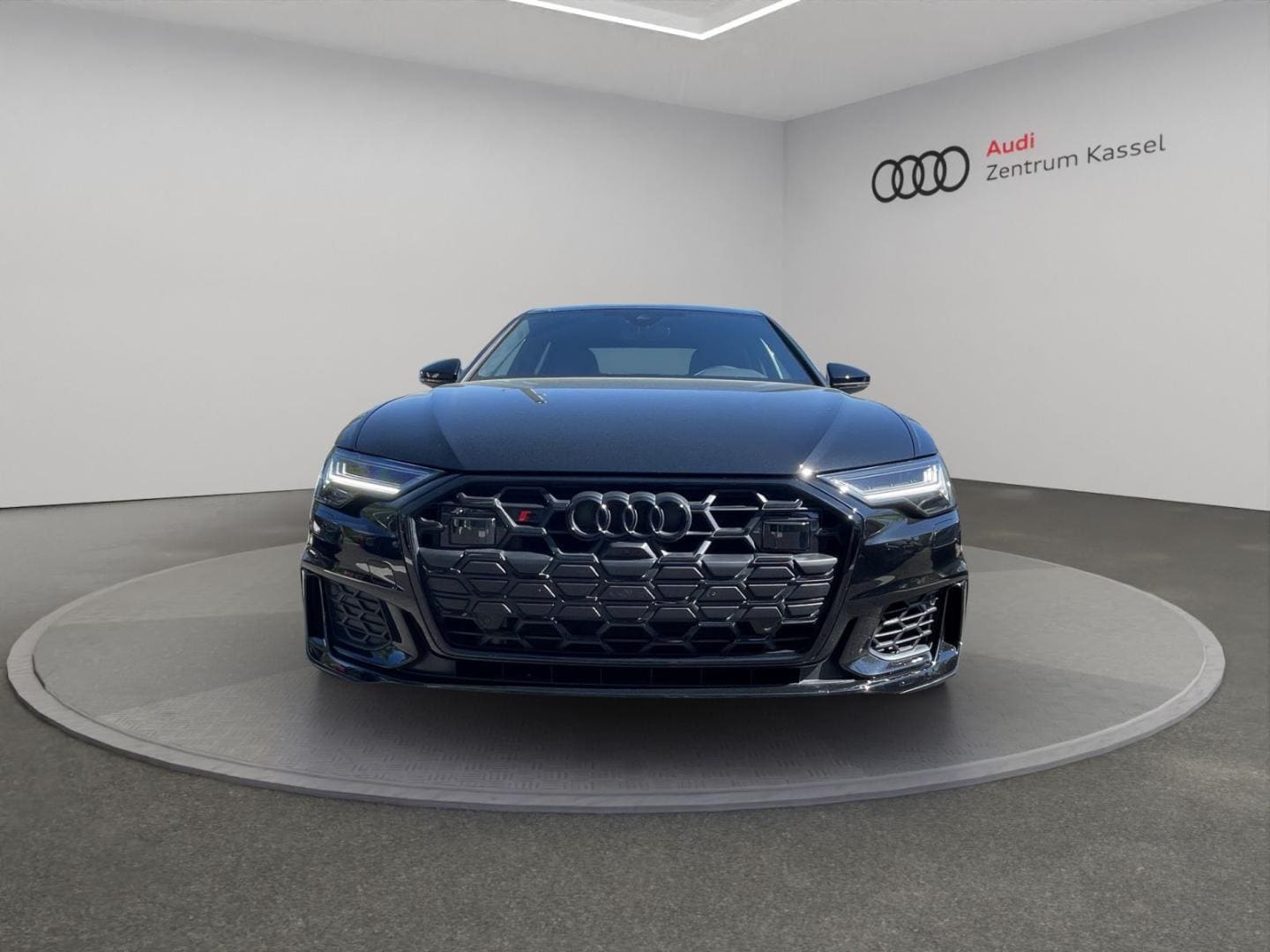 Bild über Audi S6 Limousine TDI quattro tiptronic - für weitere Informationen kontaktieren Sie den Audi Partner