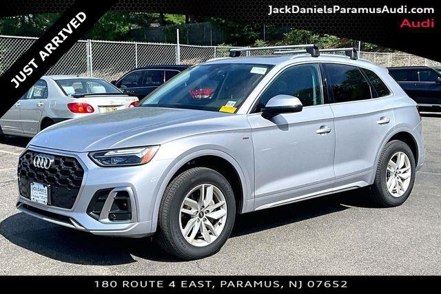 2023 Audi Q5 45 Premium's photo