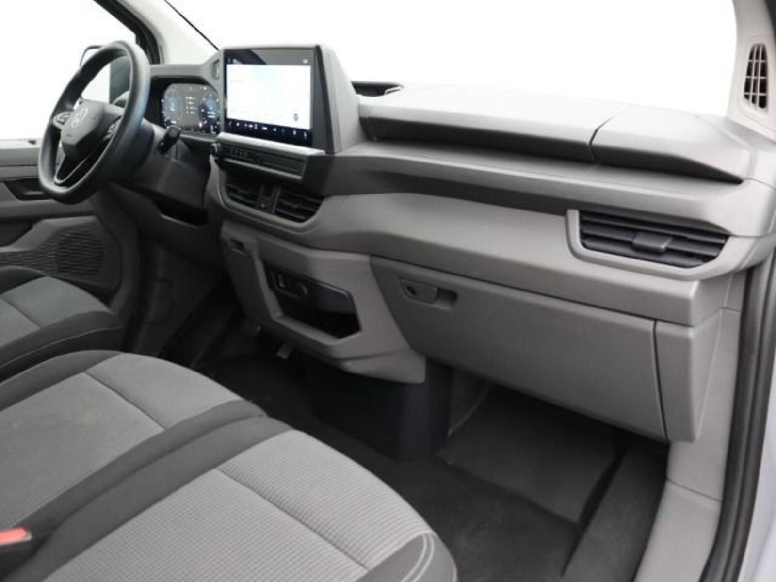 Volkswagen Transporter Kasten kurzer Radstand – Bild 4