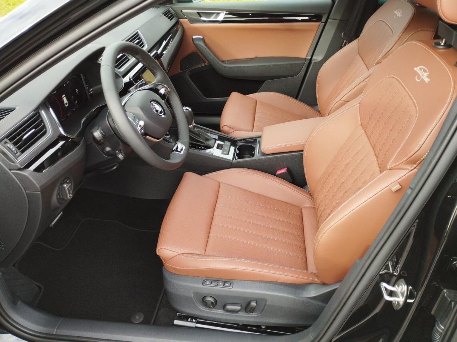 Škoda Superb Combi – Bild 10