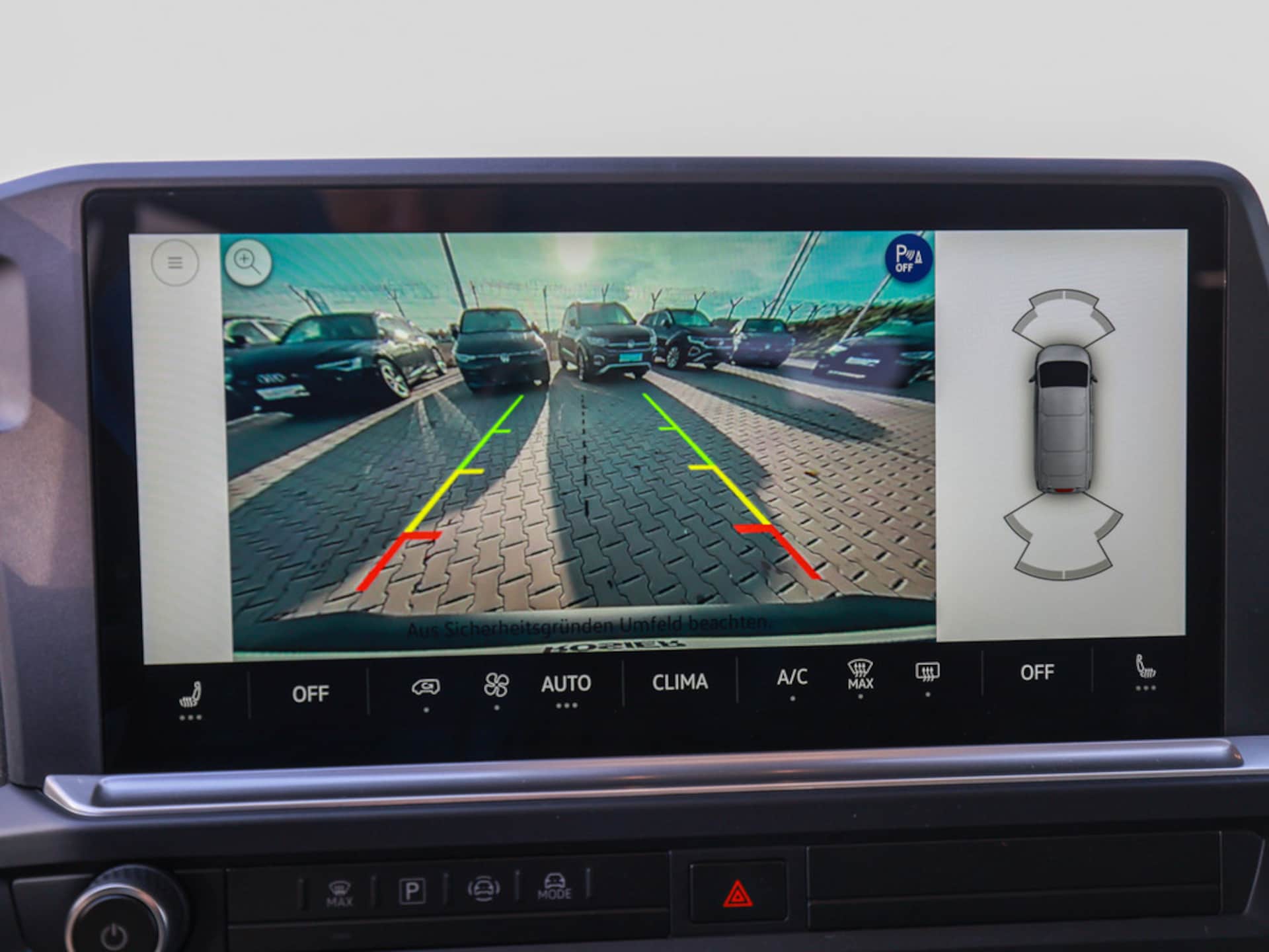 Volkswagen Caravelle langer Radstand Basis-Modell