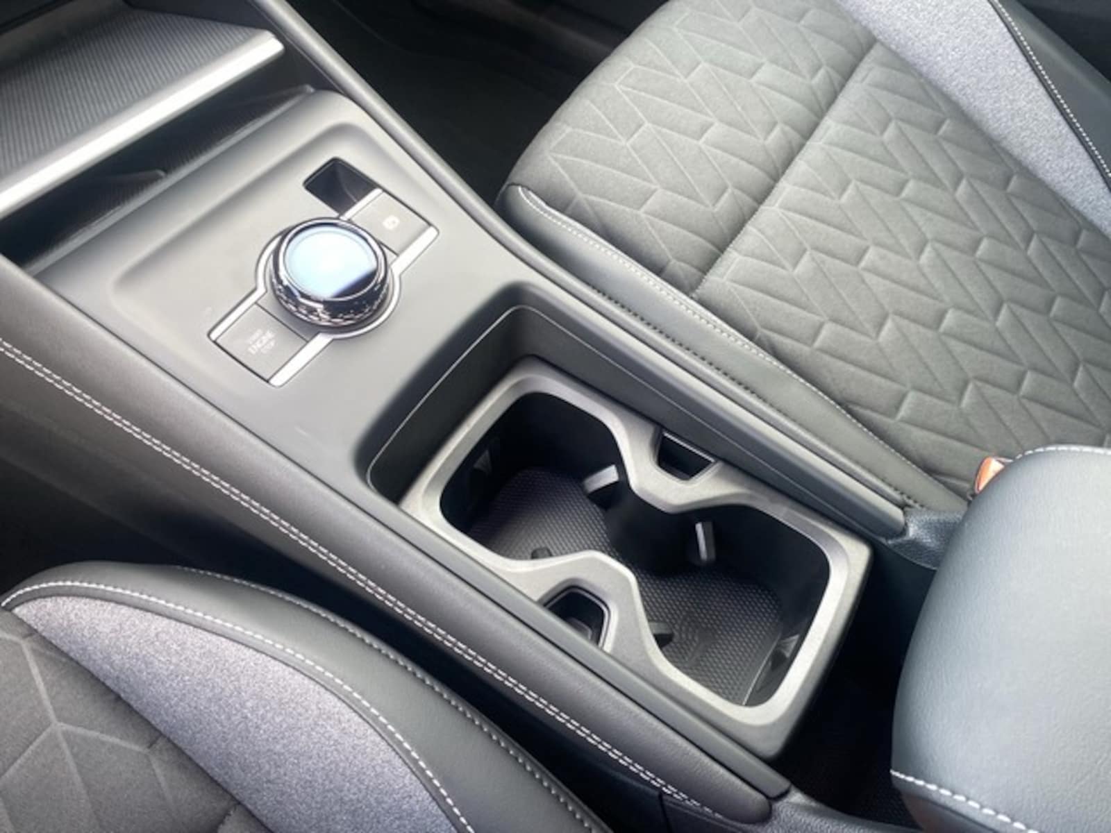 Volkswagen Tiguan – Bild 13