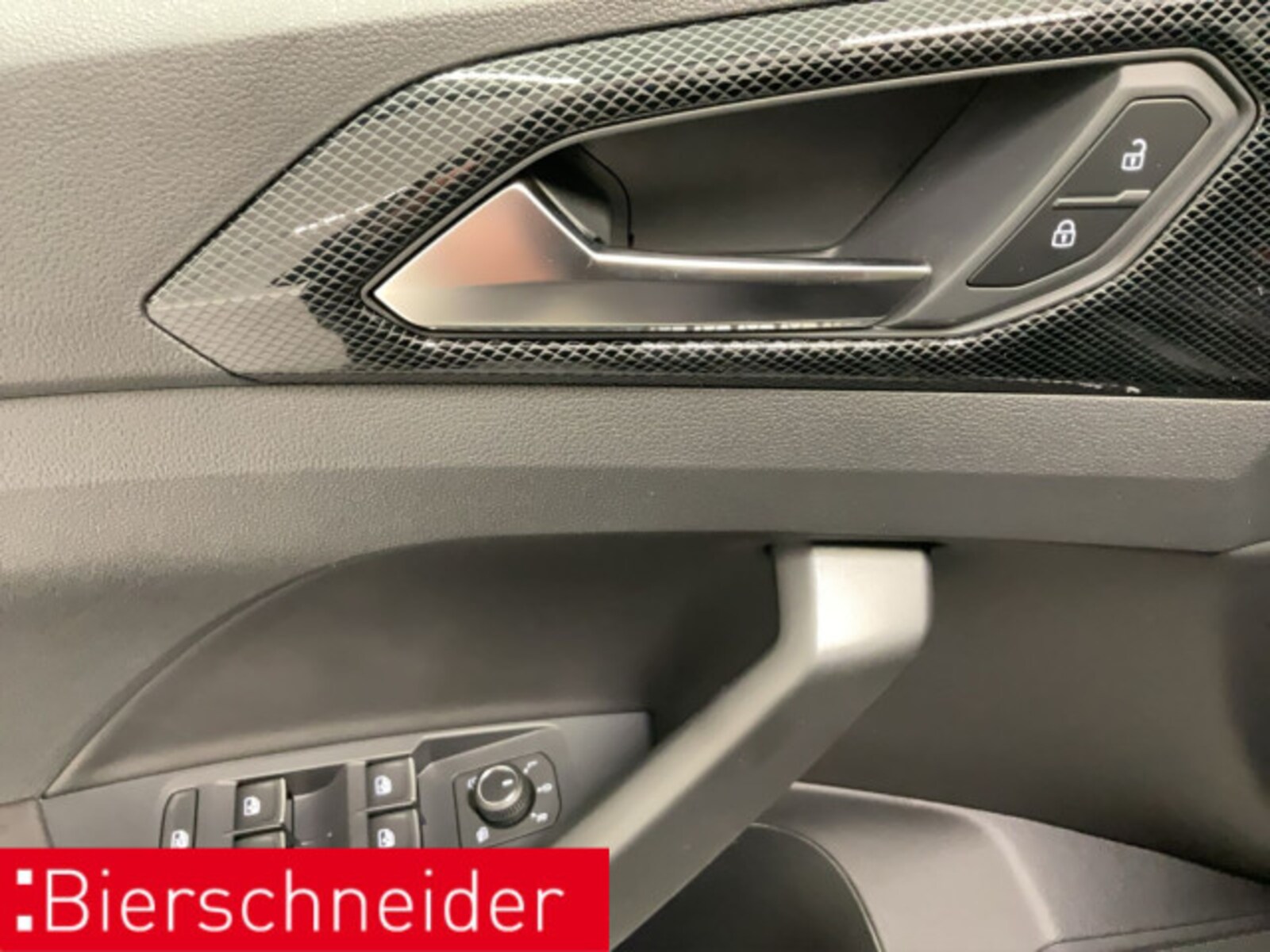 Volkswagen T-Cross – Bild 9