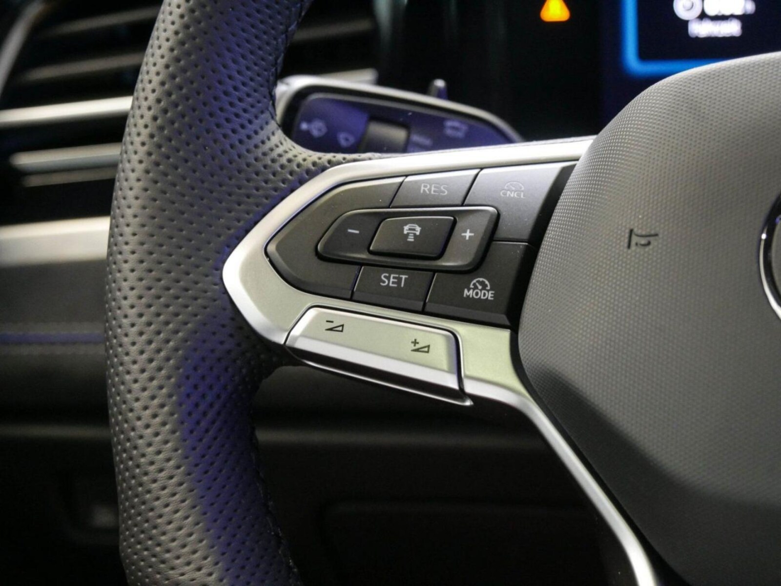 Volkswagen Passat – Bild 13