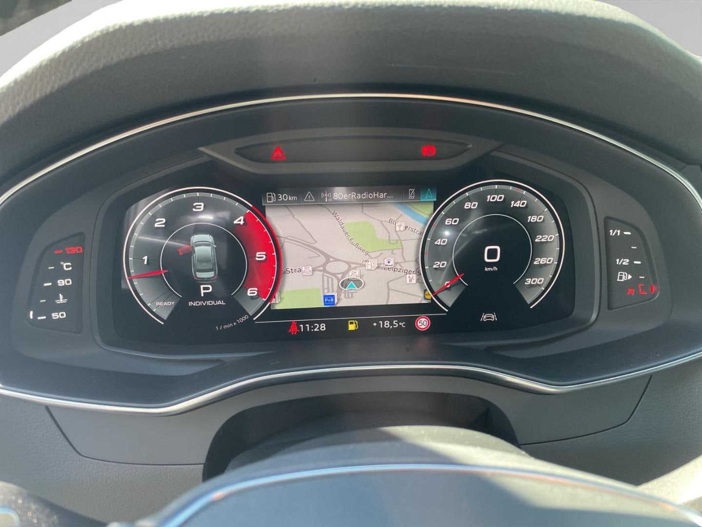 Bild über Audi S6 Limousine TDI quattro tiptronic - für weitere Informationen kontaktieren Sie den Audi Partner
